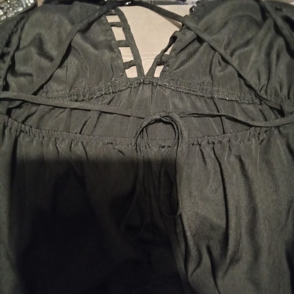 Ali & Kris medium black maxi dress - Picture 13 of 14